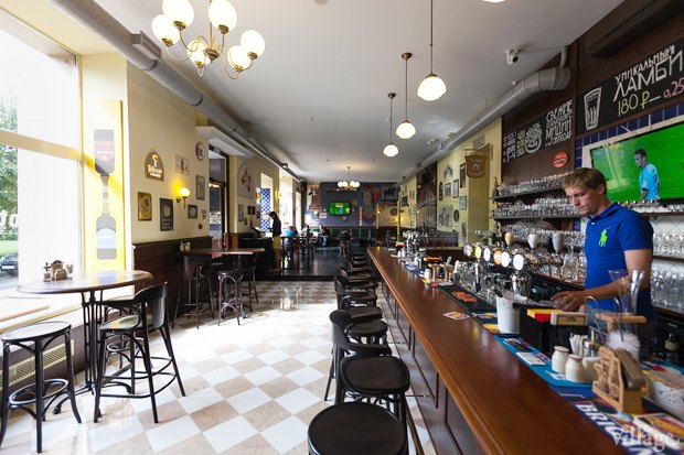 Кафе-бар Manneken Pis в Санкт-Петербурге 