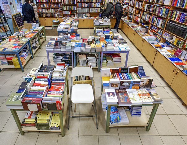 Книжный магазин "Порядок слов" в Санкт-Петербурге